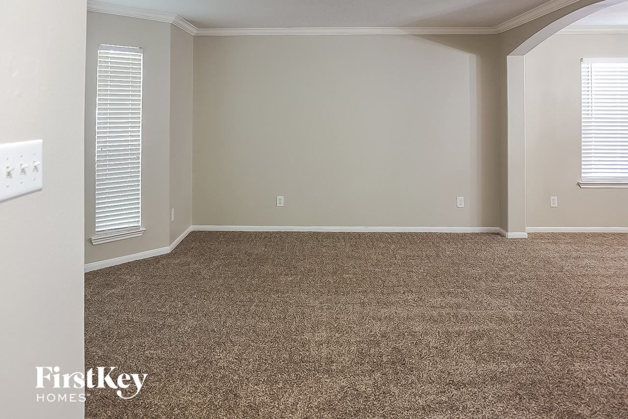 21919 Whispering Daisy Ct - Photo 6 of 15