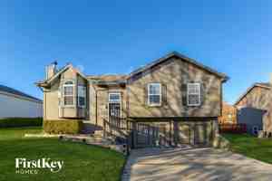 featured image of 8810 Ne 116th St
