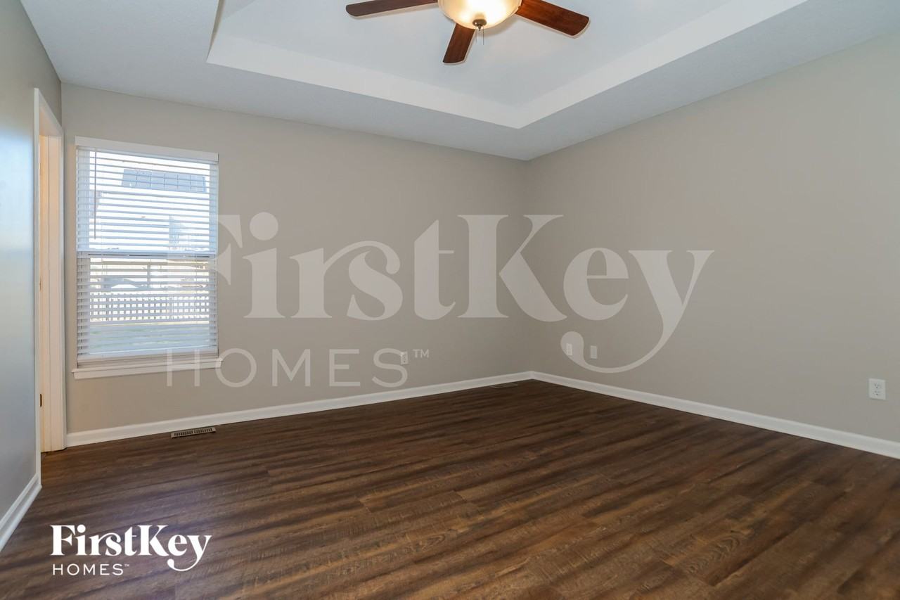 8810 Ne 116th St - Photo 7 of 15