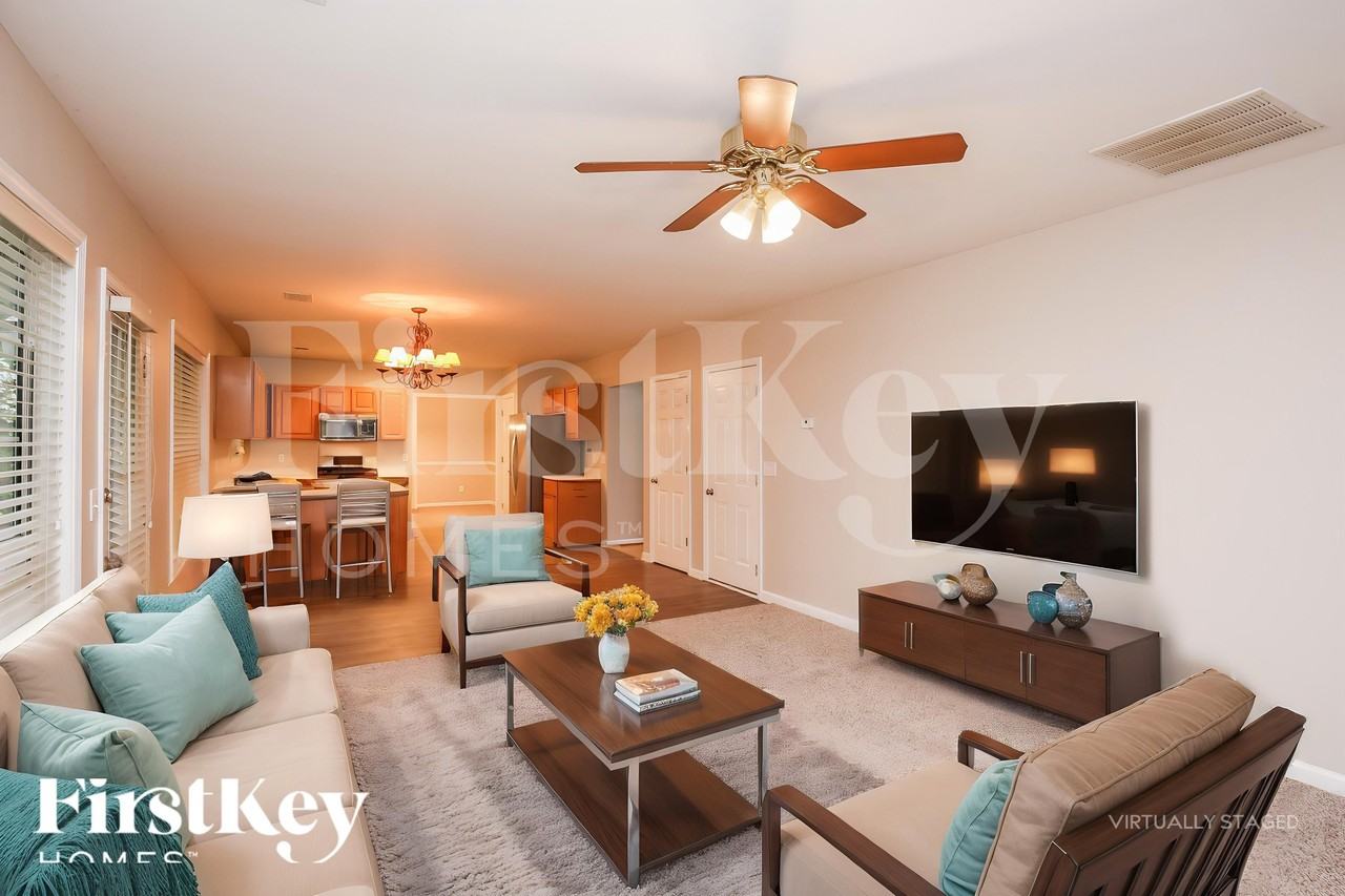 2684 Conifer Green Way - Photo 3 of 18