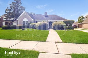 featured image of 2303 Prestwick Dr