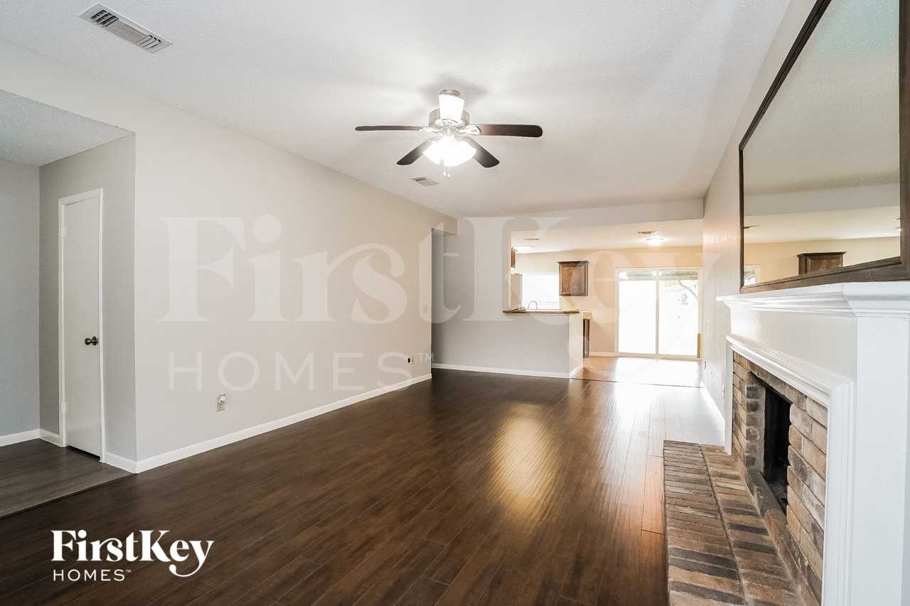 12234 Yearling Dr - Photo 3 of 16