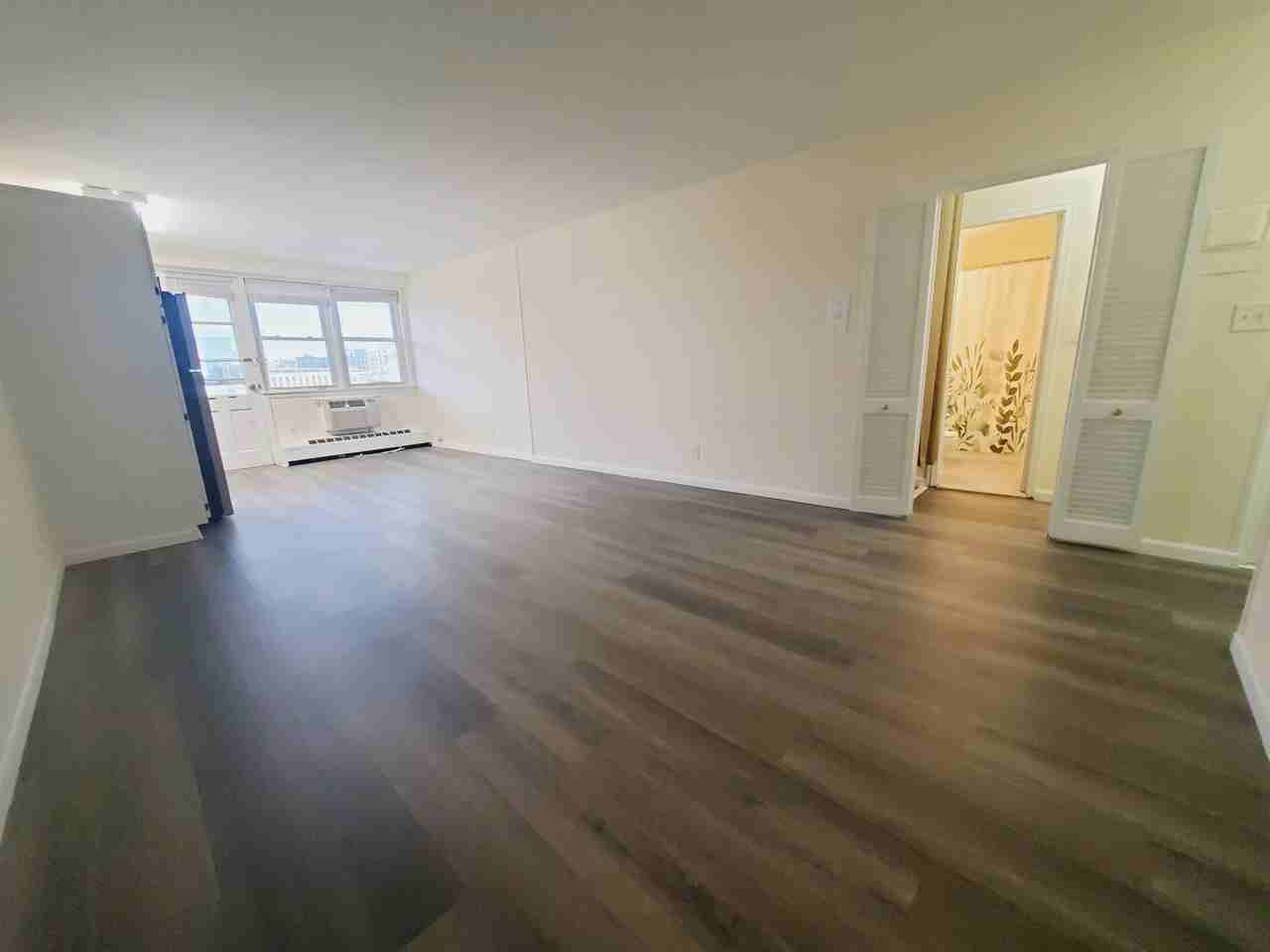 444 Bedford St #9 - Photo 4 of 8