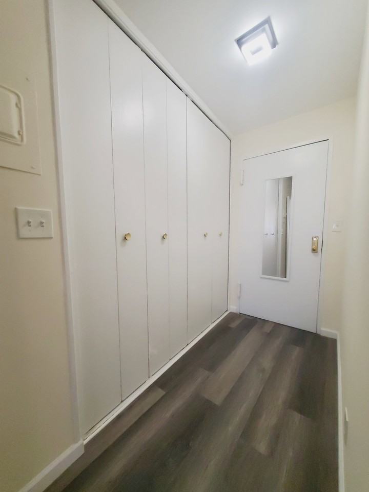 444 Bedford St #9 - Photo 5 of 8