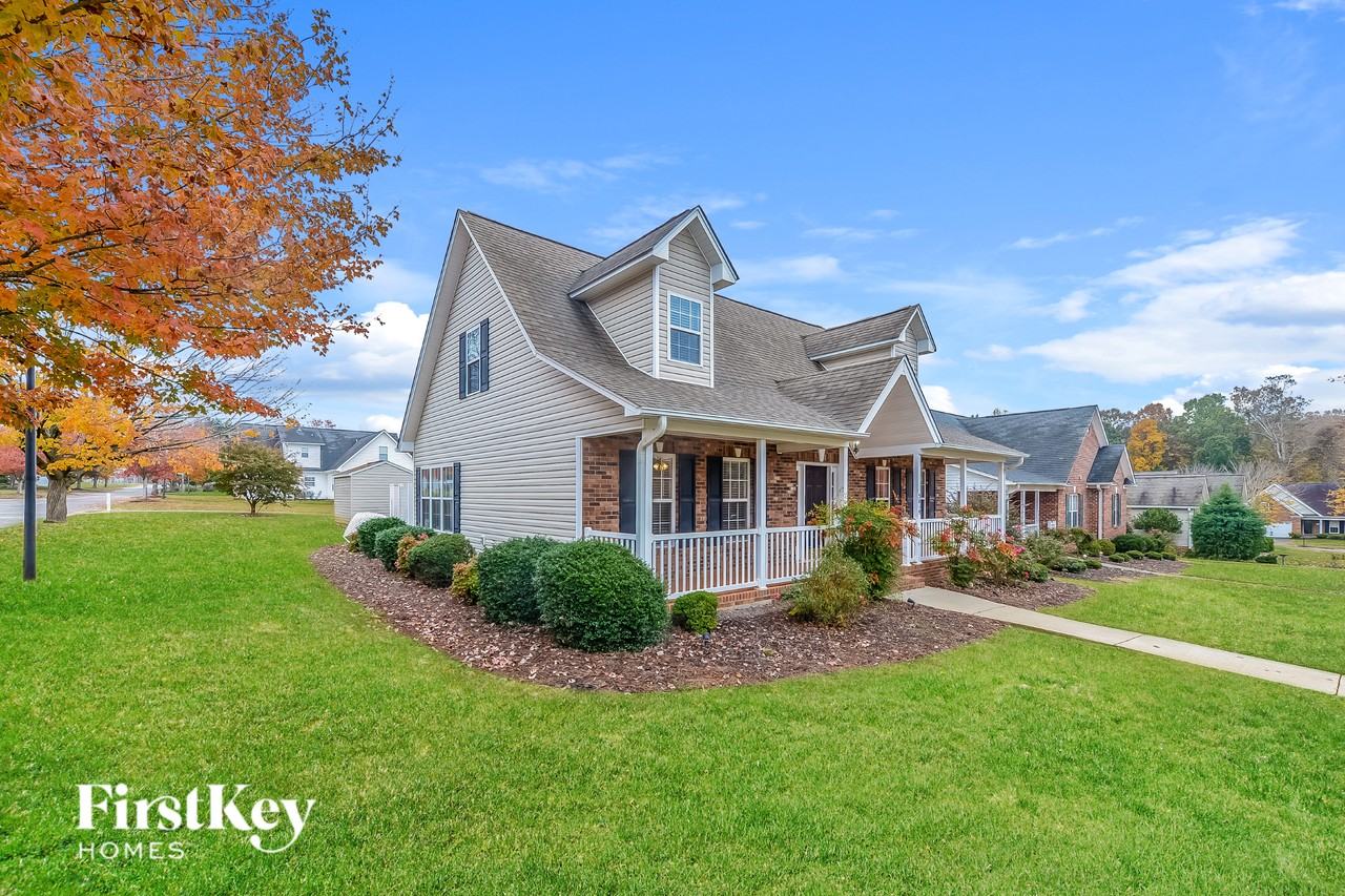 5819 Willowdale Dr - Photo 2 of 15
