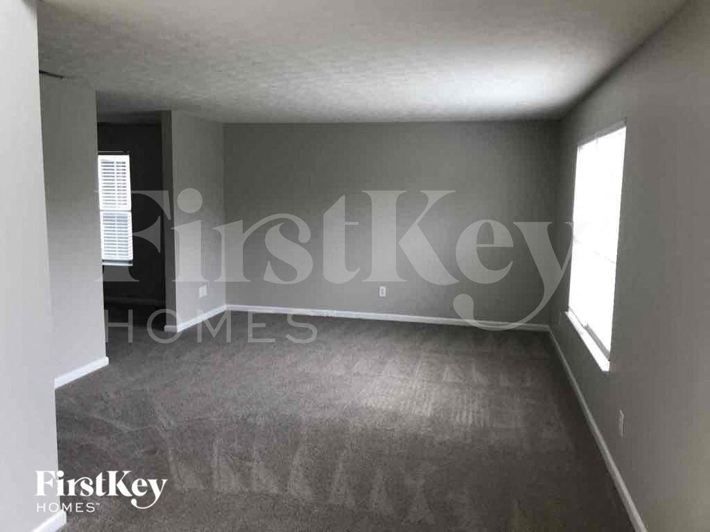 867 Seabreeze Dr - Photo 4 of 17