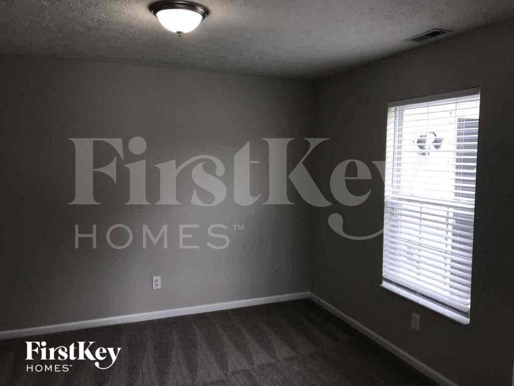 867 Seabreeze Dr - Photo 5 of 17