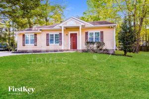 featured image of 6 Halsey Pl