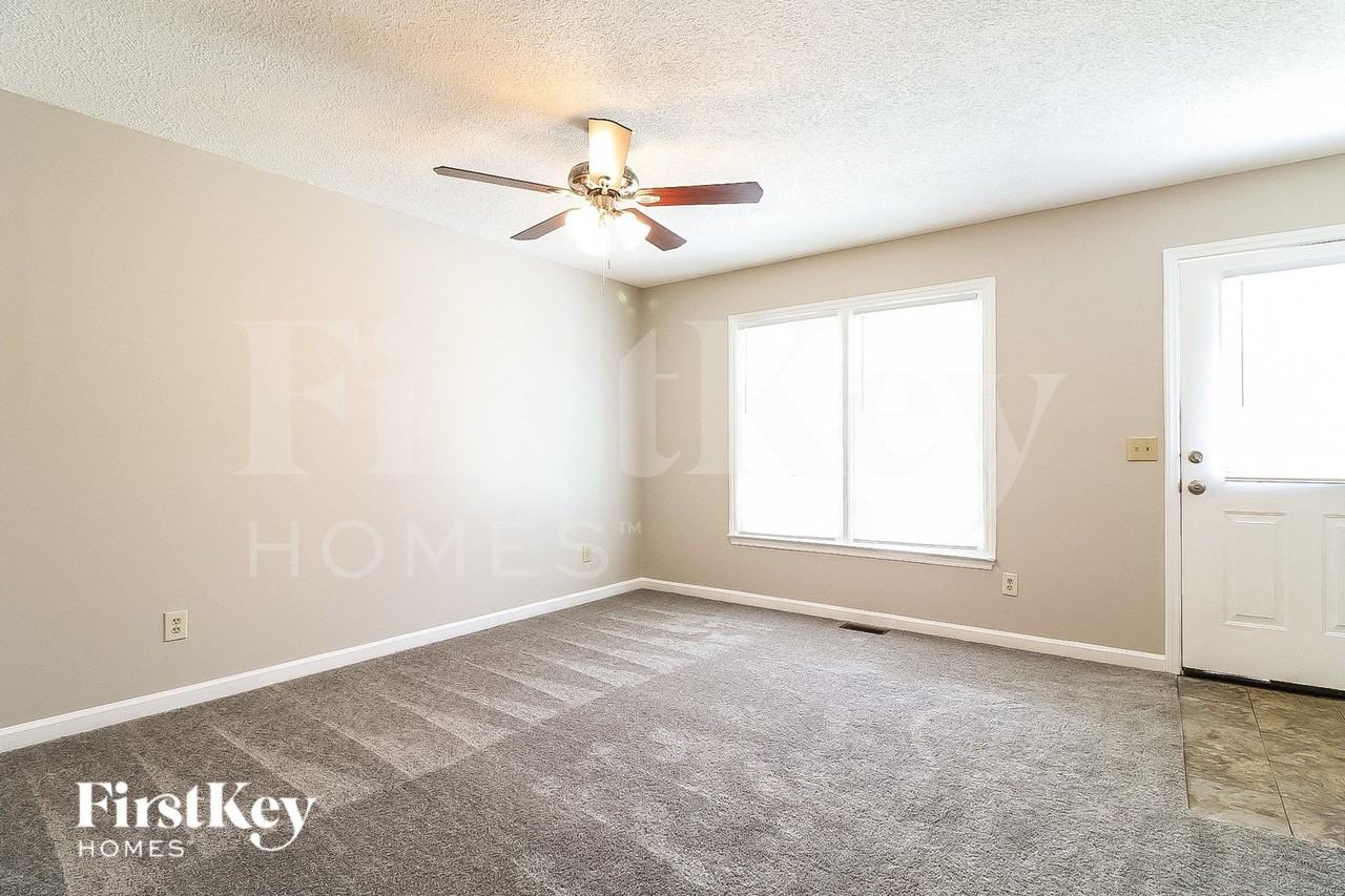 3817 Central Ave - Photo 3 of 15