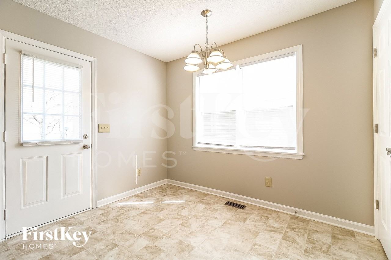 3817 Central Ave - Photo 5 of 15