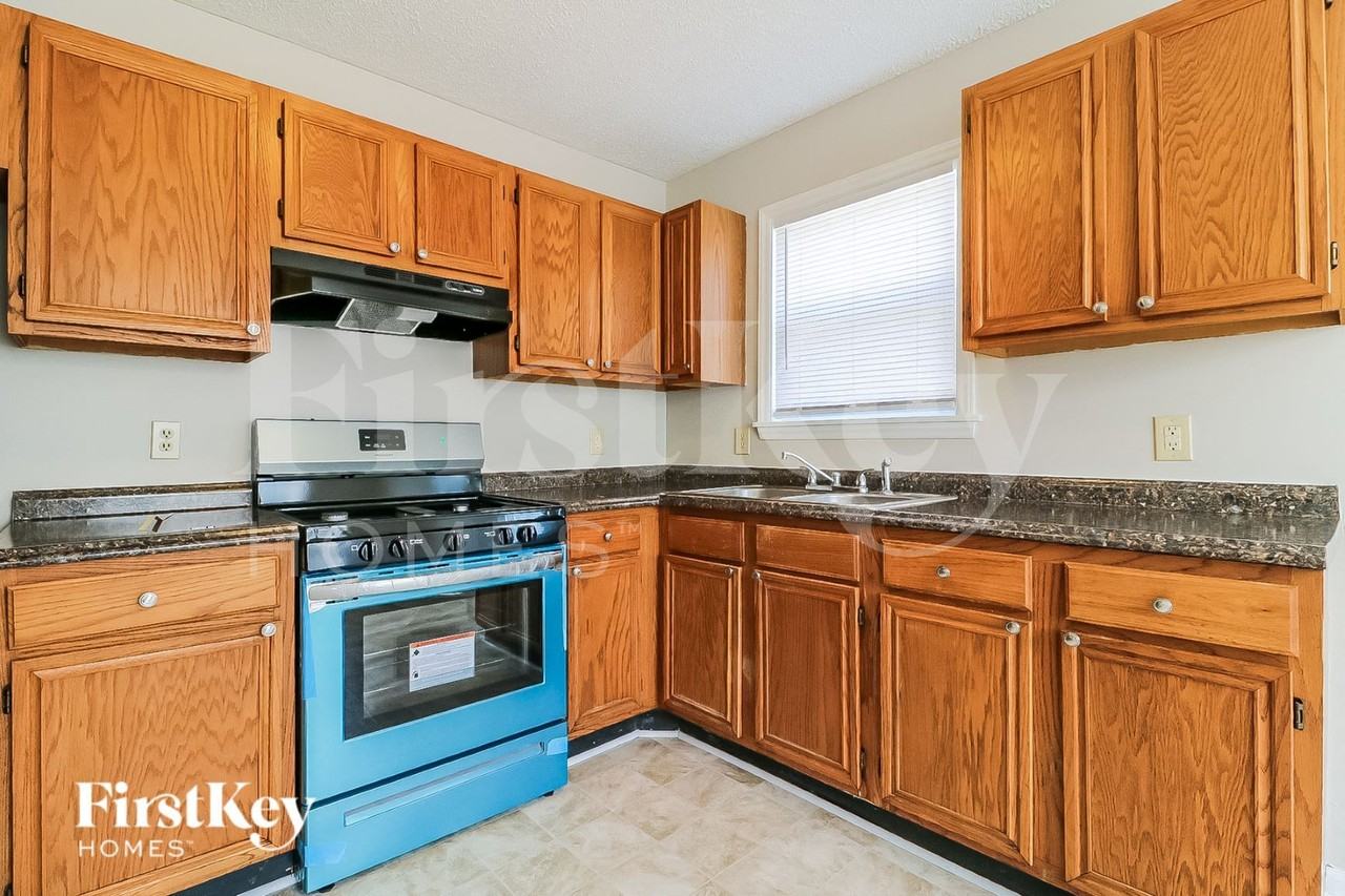 3817 Central Ave - Photo 6 of 15