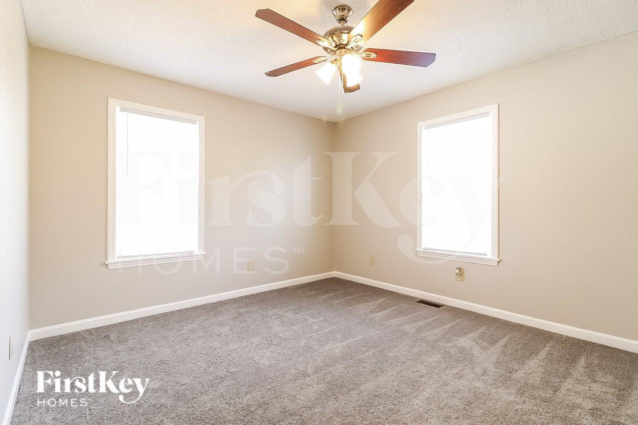 3817 Central Ave - Photo 7 of 15