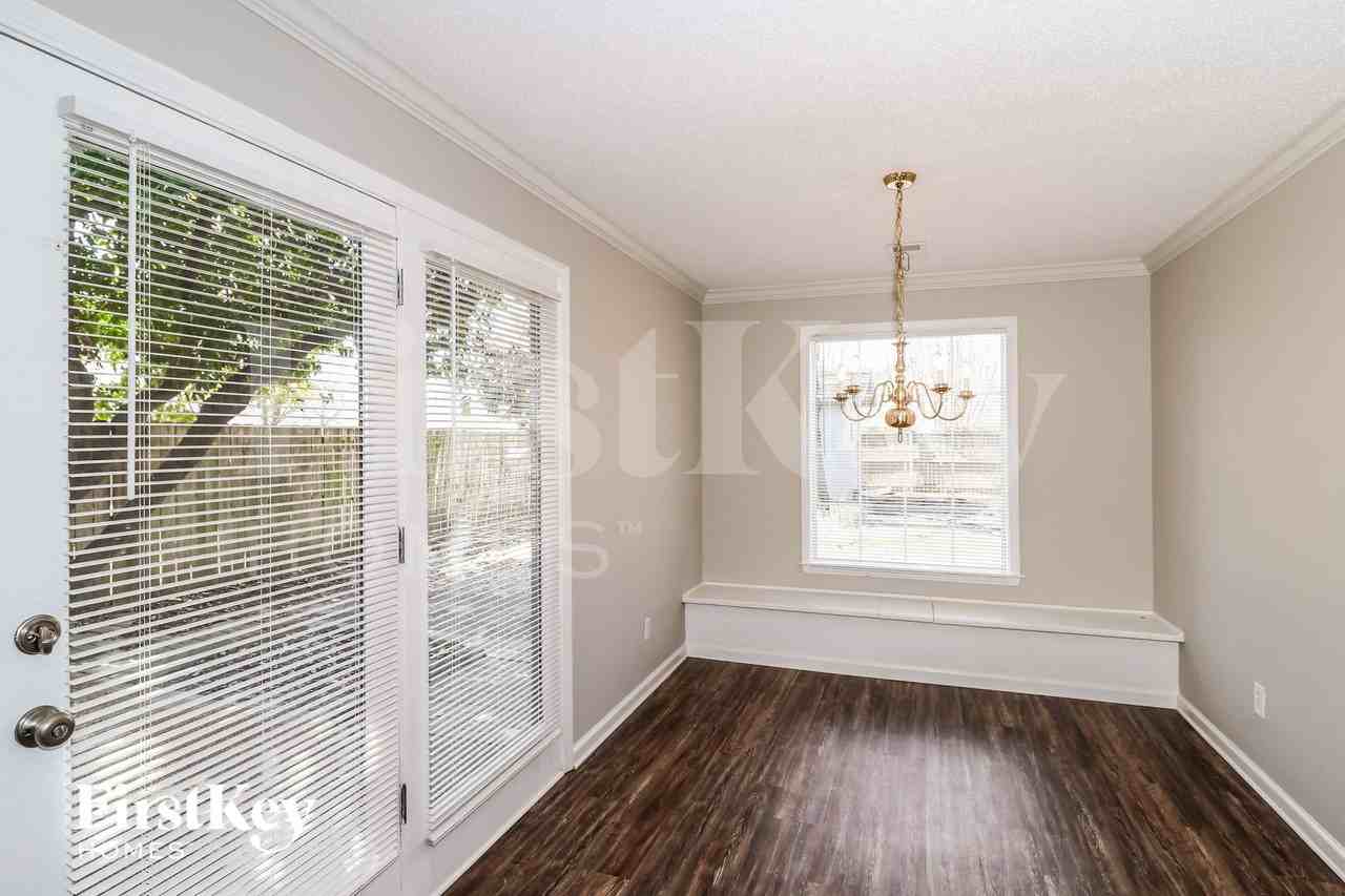 3763 Walden Meadow Dr - Photo 6 of 16