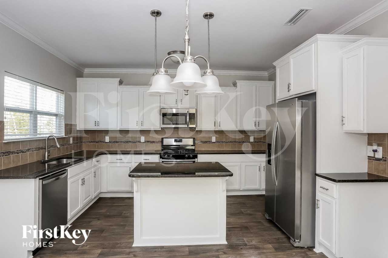 12852 Clydesdale Dr - Photo 7 of 15