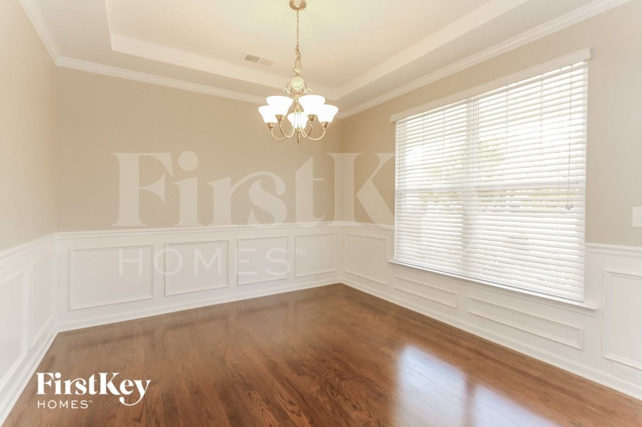 574 Marthas View Dr Nw - Photo 4 of 14