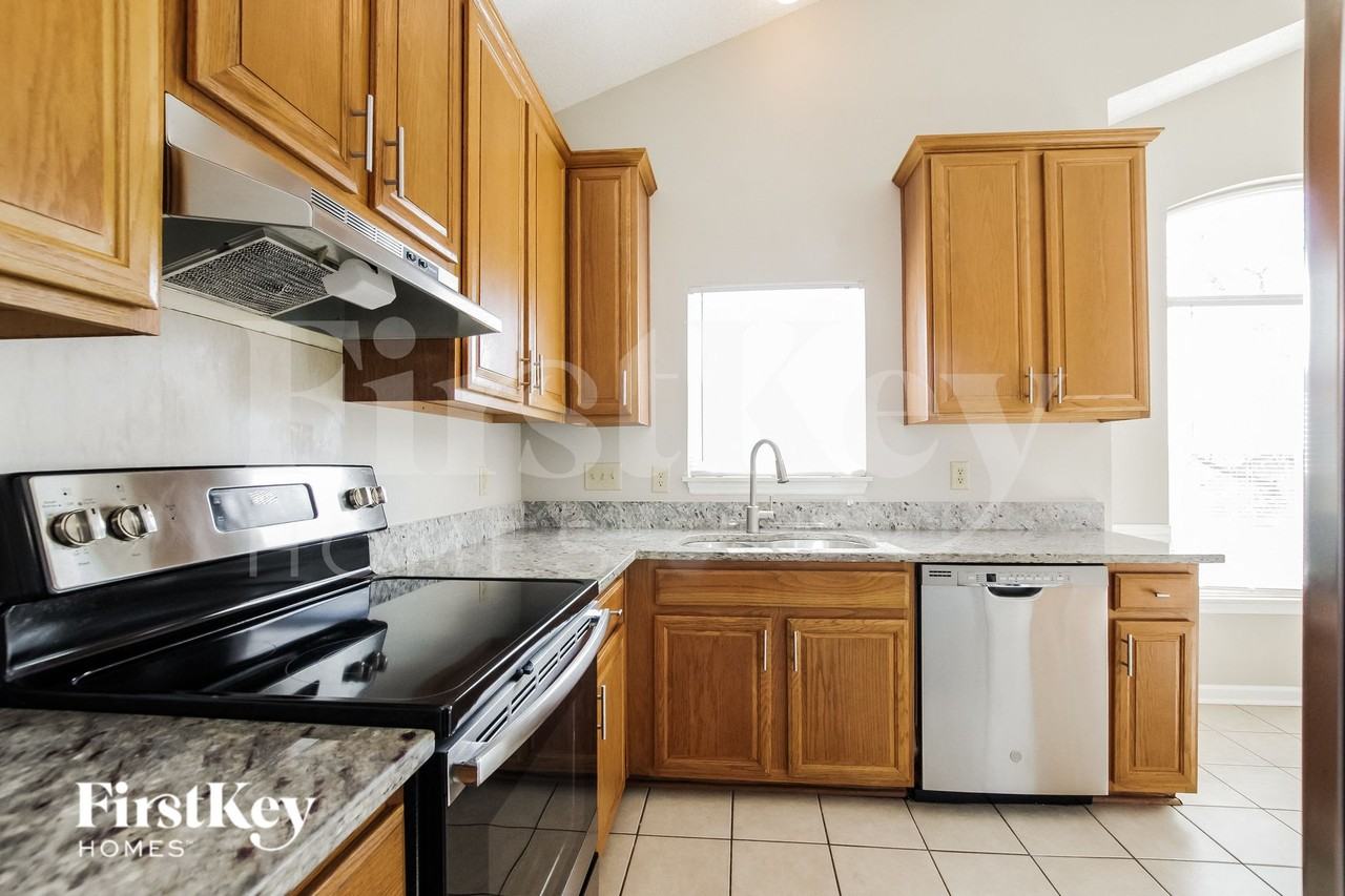 3105 Denhem Ct - Photo 7 of 15