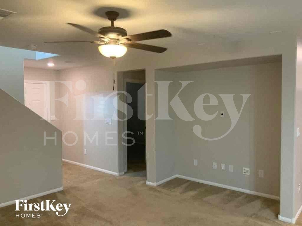 11060 Camden Bay St - Photo 7 of 28