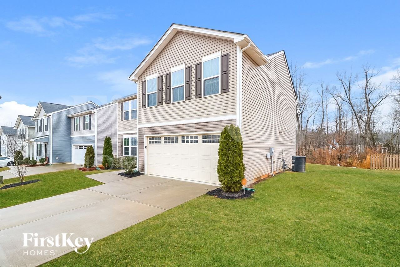 180 Fieldspar Ln - Photo 2 of 15