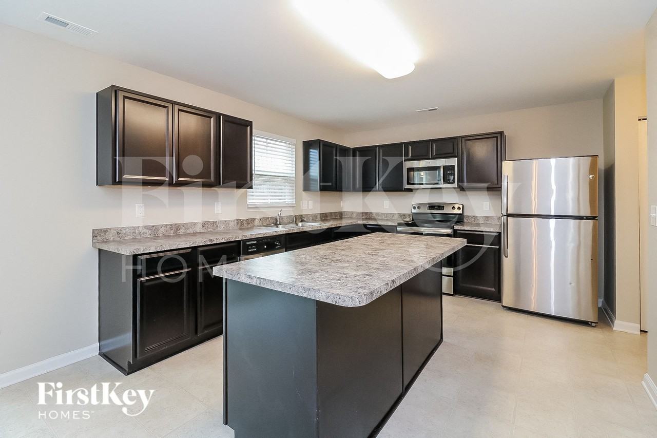 180 Fieldspar Ln - Photo 5 of 15