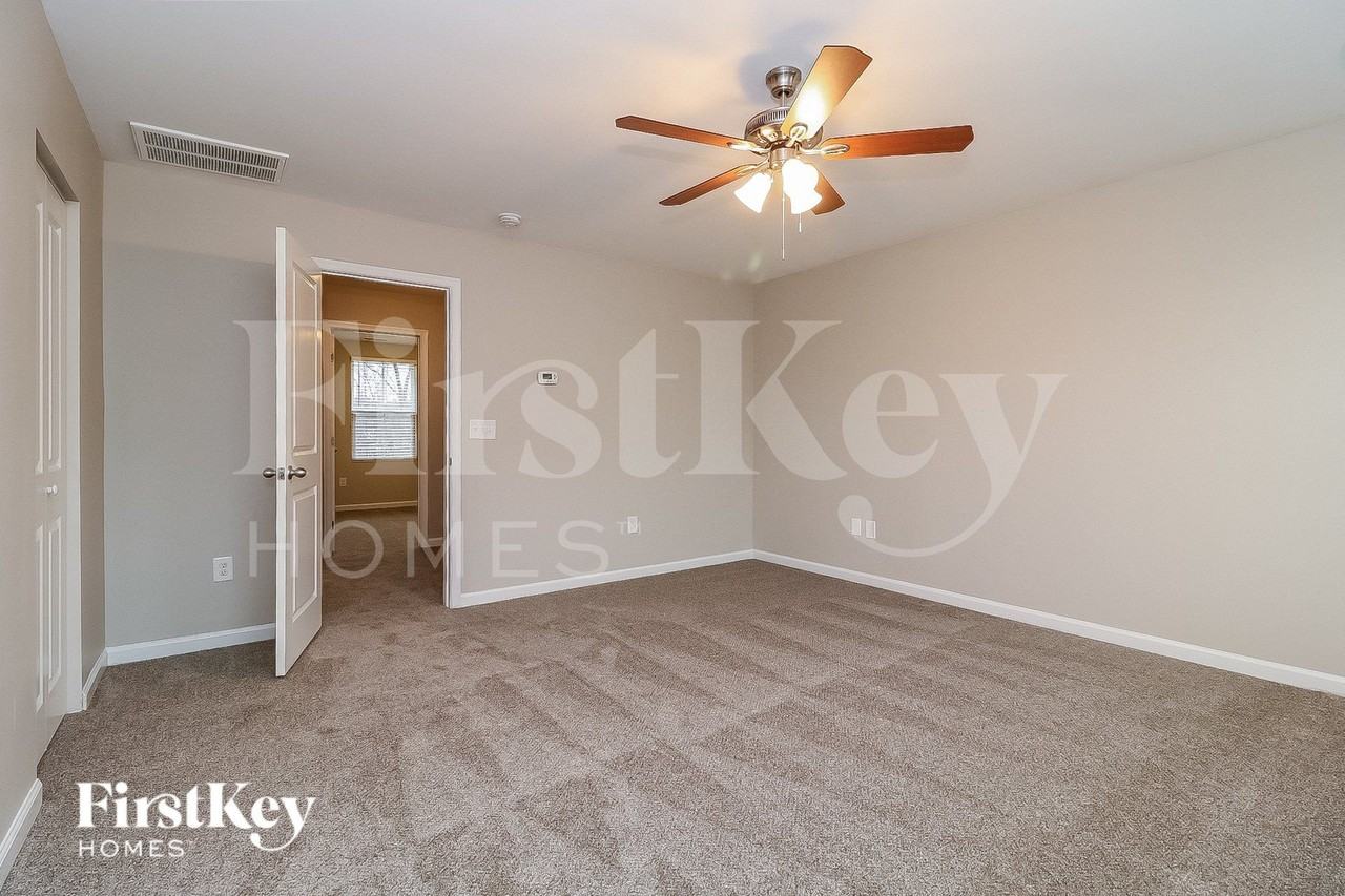 180 Fieldspar Ln - Photo 6 of 15