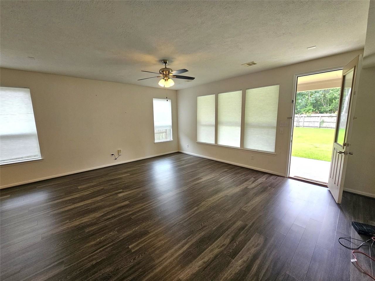 Regal Park Ln - Photo 5 of 8