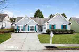 featured image of 695 Avalon Forest Dr
