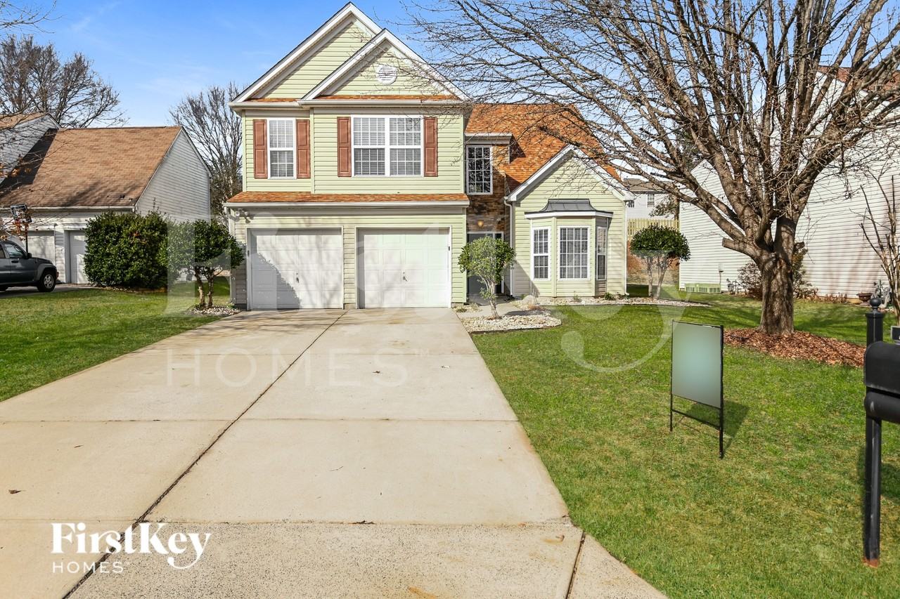 7826 Cafferty Cir