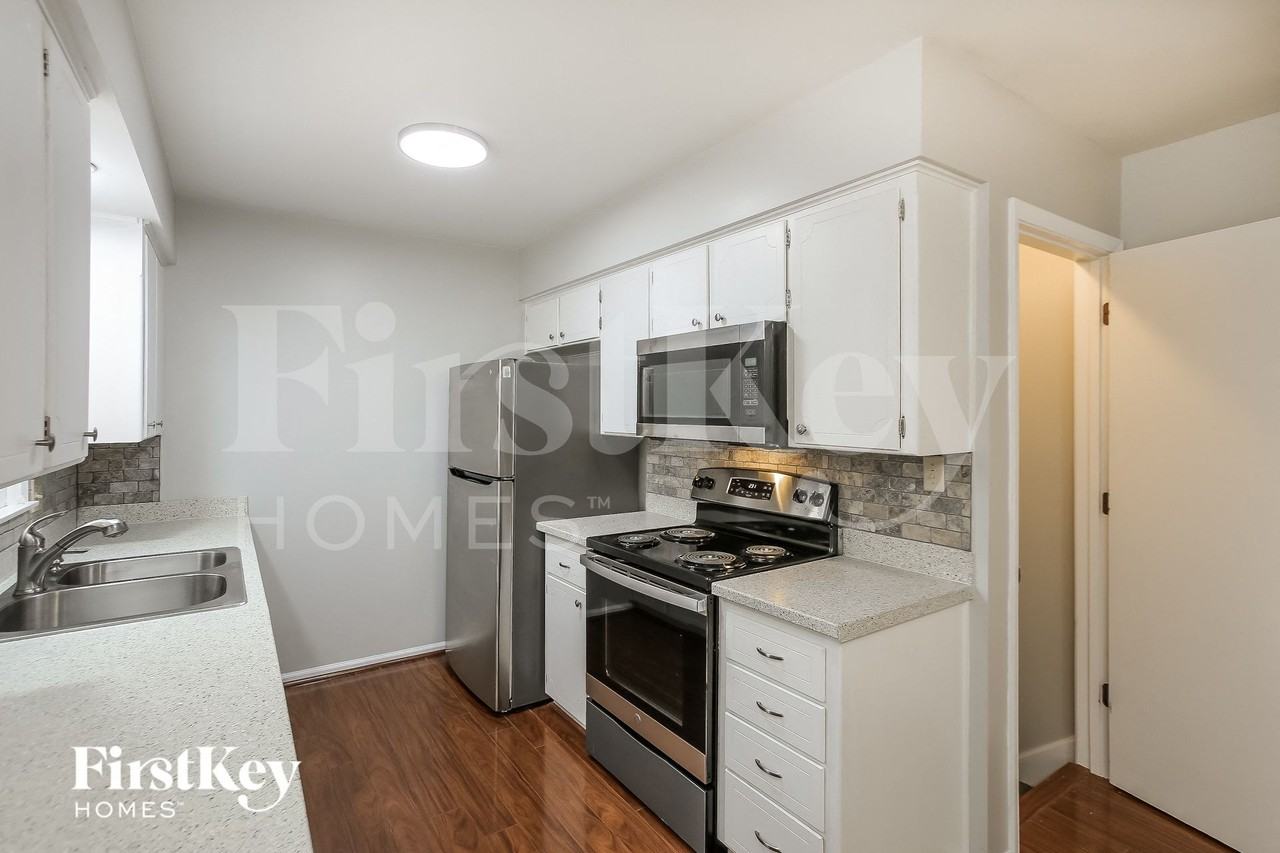 7625 Nw Milrey Dr - Photo 6 of 15