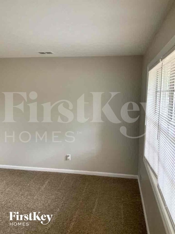 6620 Leisure Trl - Photo 3 of 11