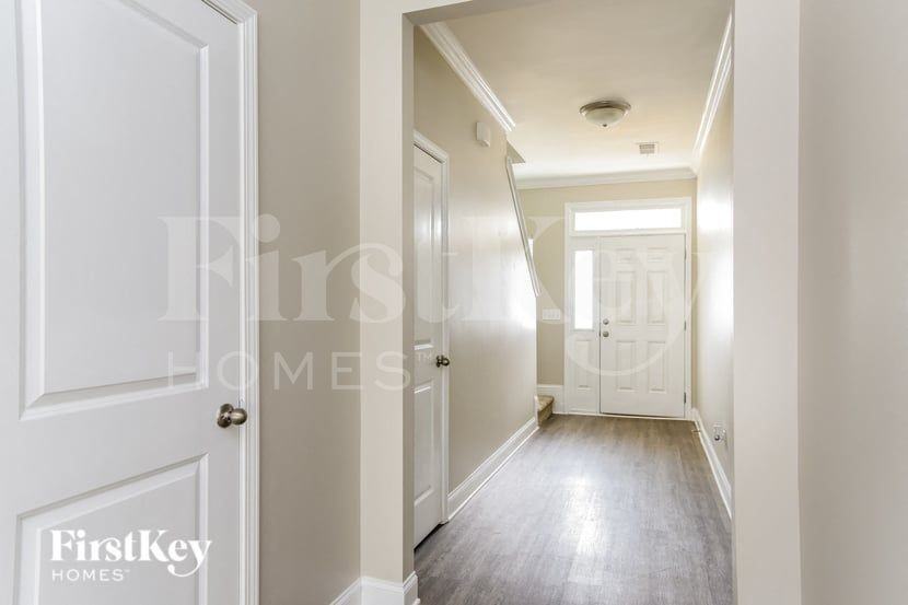 9525 Blue Knoll Ct - Photo 3 of 18