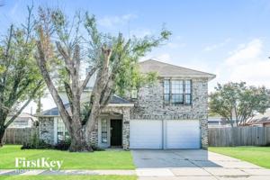 featured image of 911 Blewitt Dr