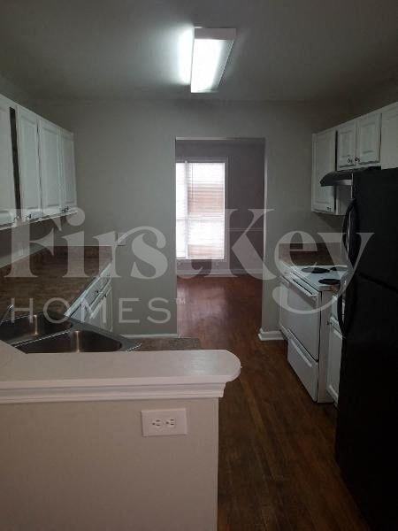 730 Prescott Way - Photo 4 of 17