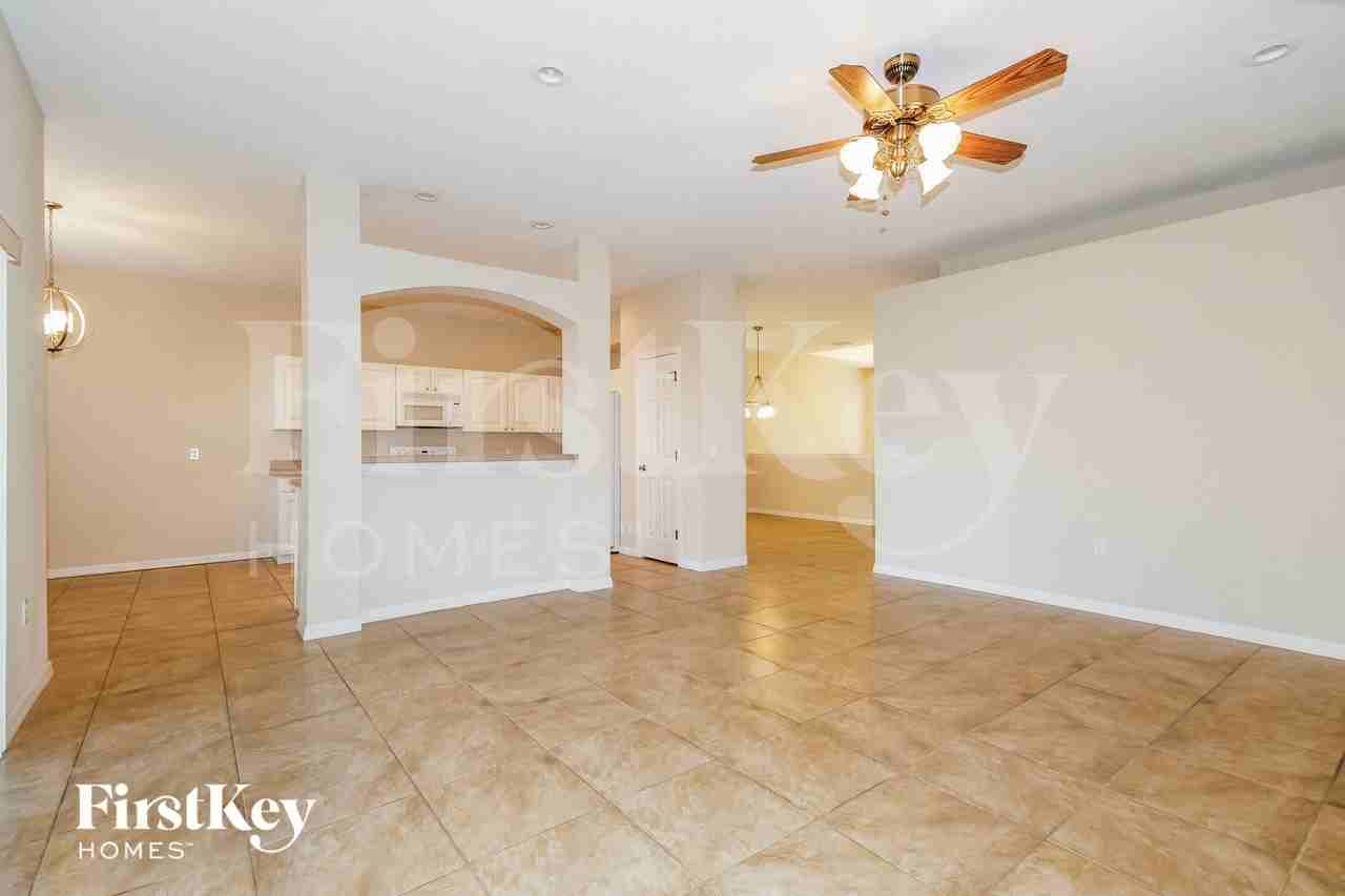6850 Eagle Ridge Loop - Photo 3 of 15
