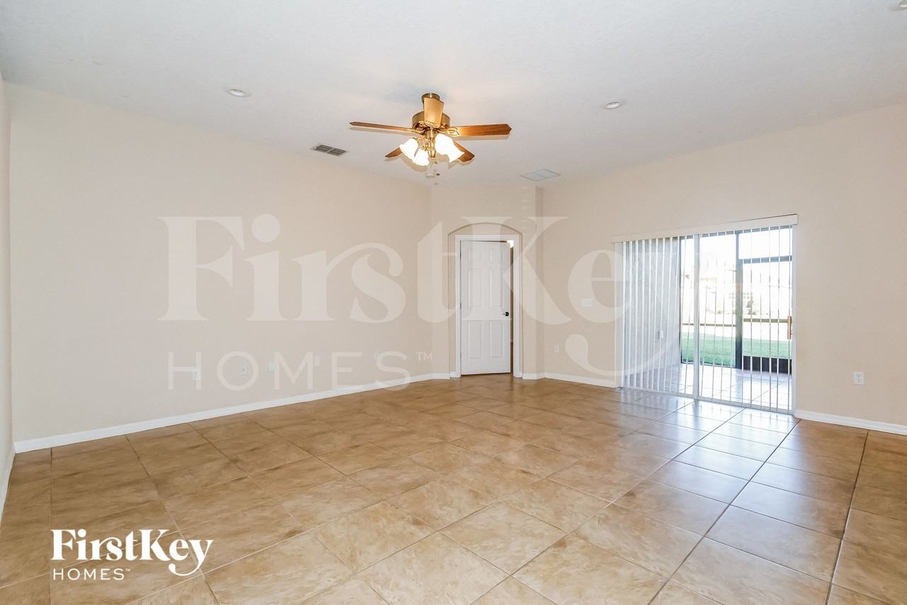 6850 Eagle Ridge Loop - Photo 5 of 15