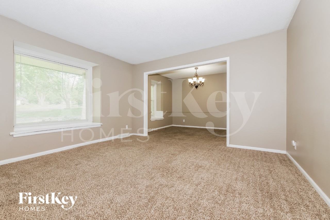 6700 E 129th St - Photo 2 of 16