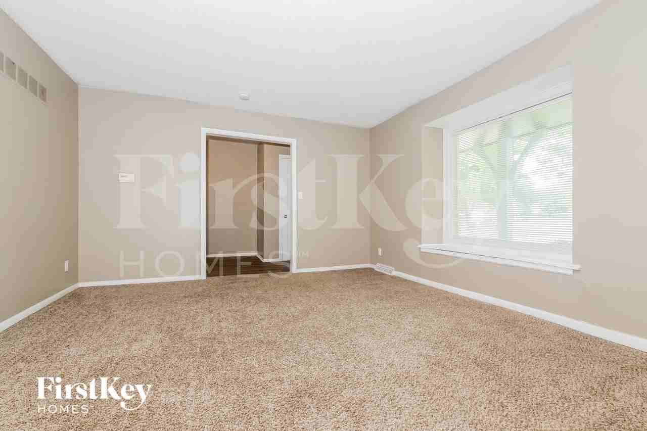 6700 E 129th St - Photo 3 of 16