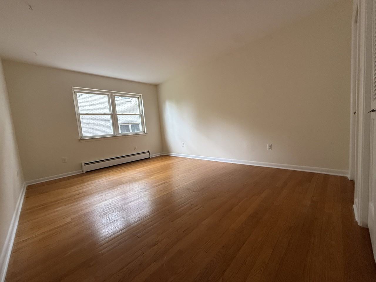 250 Maple St #1 - Photo 7 of 8