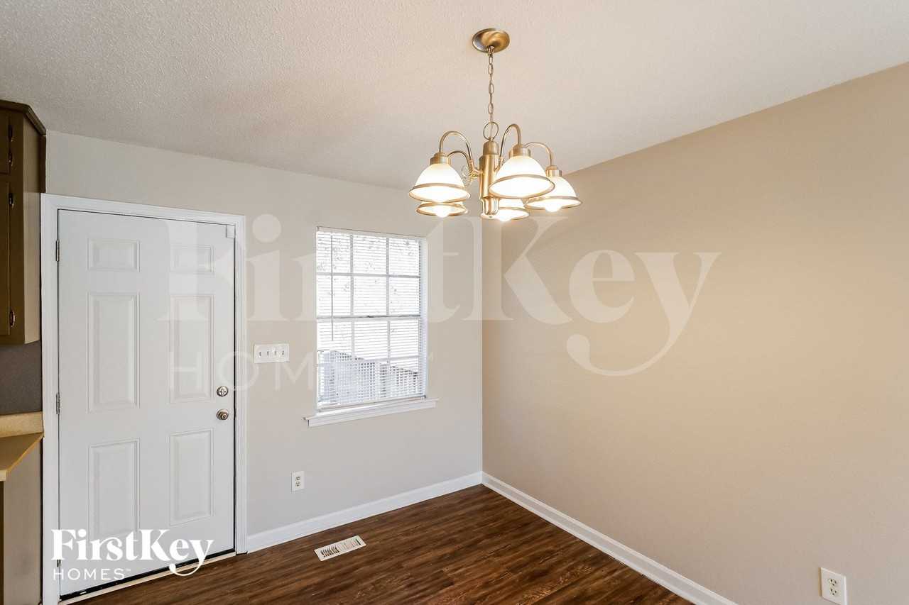634 14th Ave Nw - Photo 5 of 15