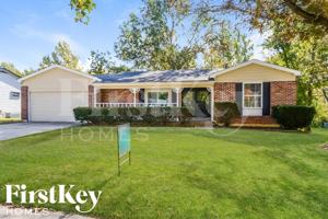featured image of 6176 Silver Fox Dr