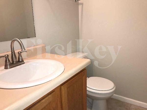 5714 Congressional Pl - Photo 6 of 14
