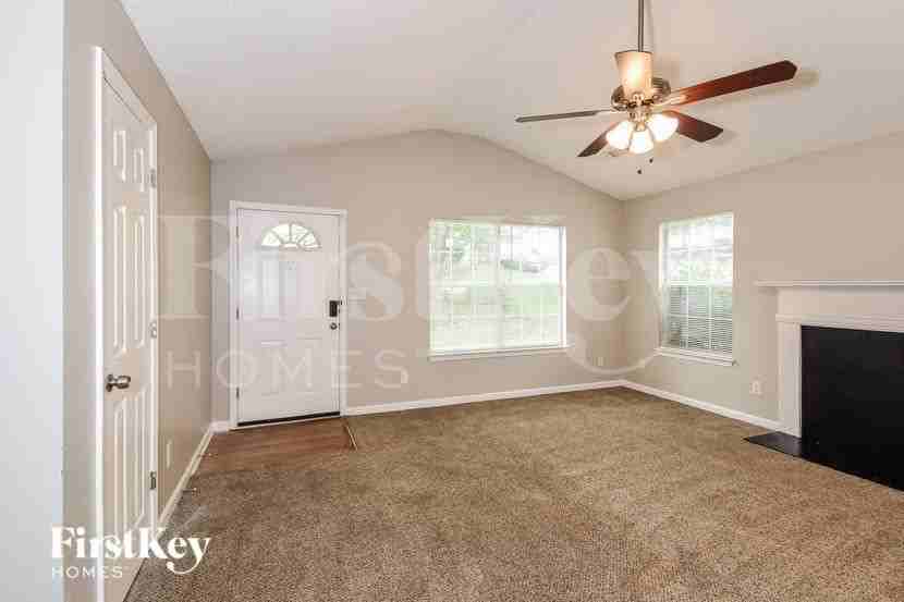 5693 Chisolm Trl - Photo 5 of 16