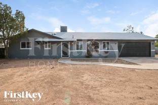 5610 S 20th Ln - Photo 1 of 1