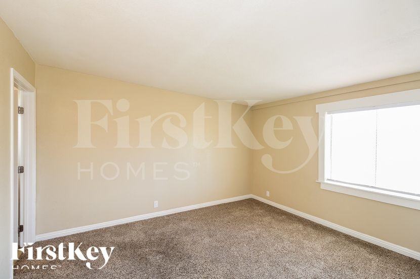 5119 Margo Dr - Photo 6 of 18
