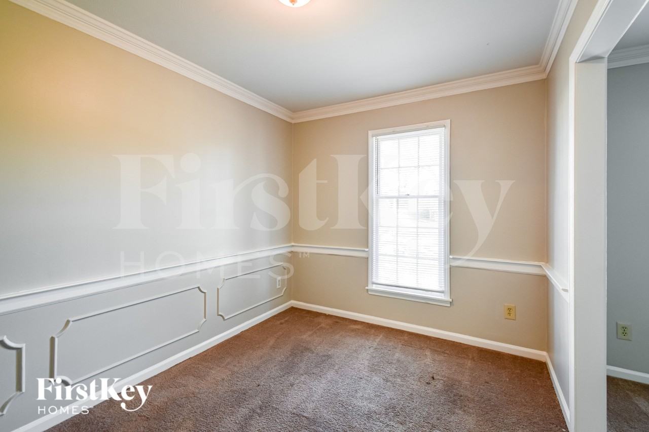 5117 Scrivener Dr - Photo 6 of 19