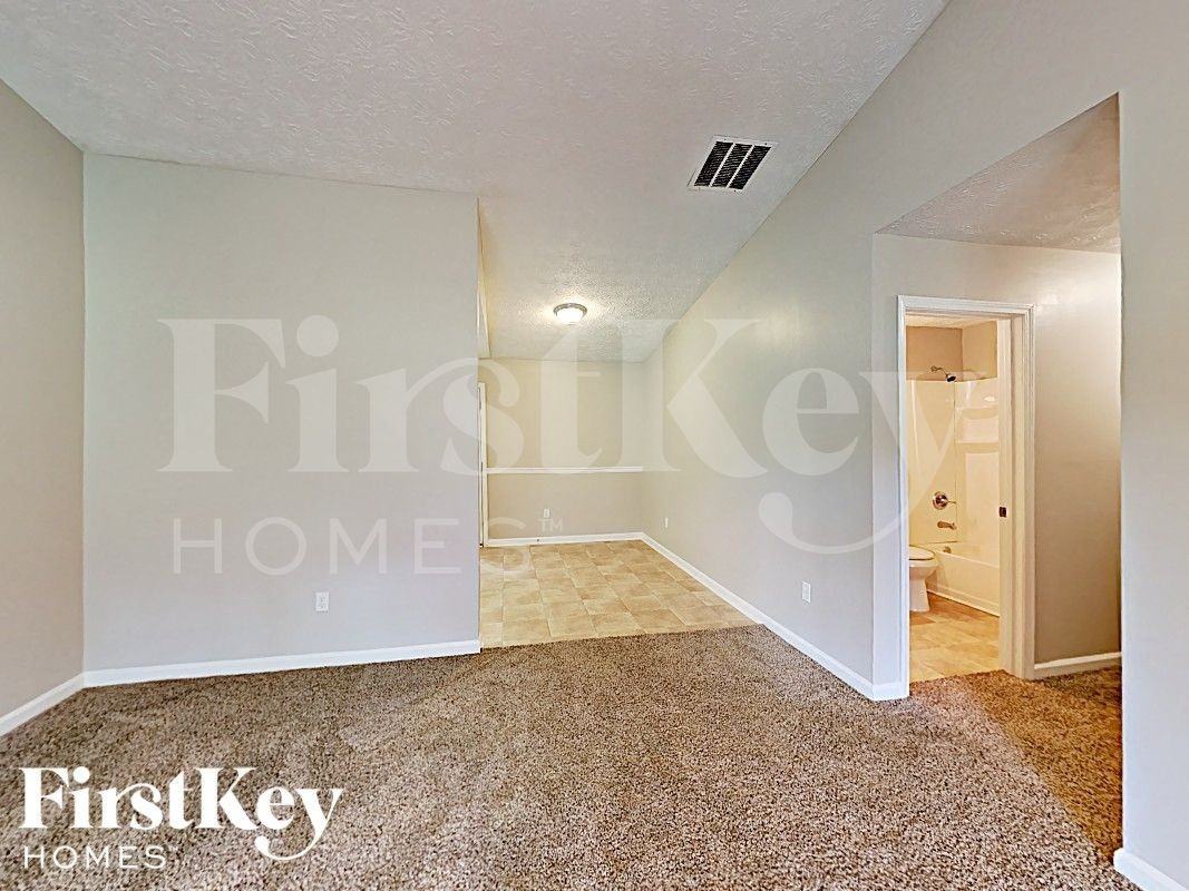 4136 Jodeco Rd - Photo 3 of 16