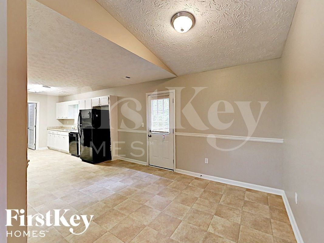 4136 Jodeco Rd - Photo 7 of 16