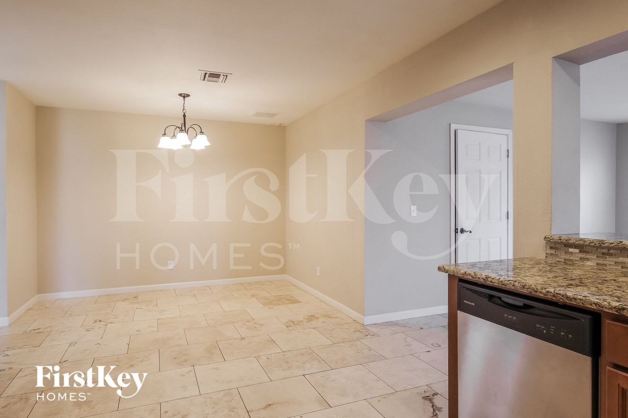 4134 E Campo Bello Dr - Photo 6 of 15