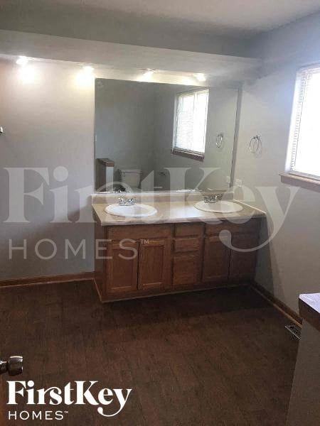 3603 Flowermeadow Ct - Photo 4 of 13