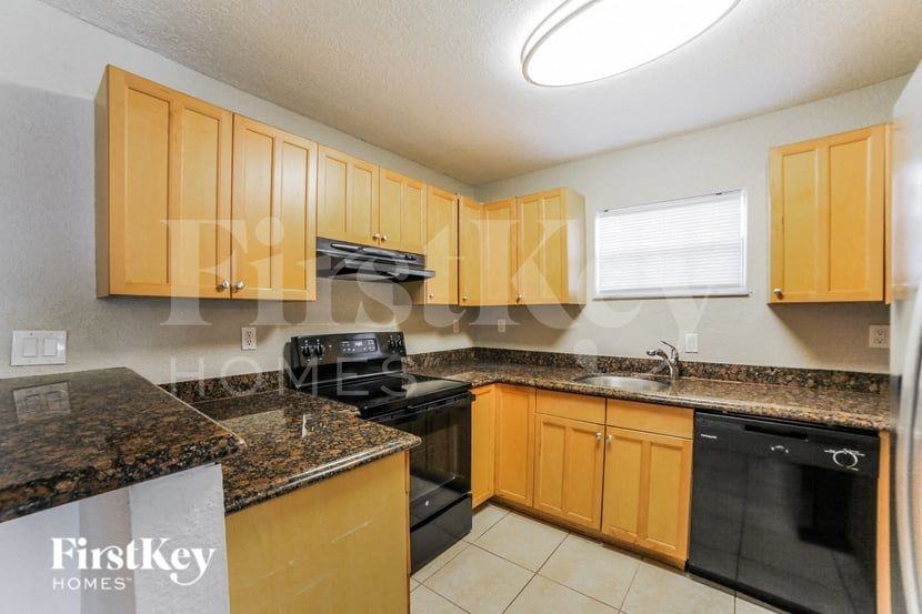 341 Nect - Photo 6 of 16