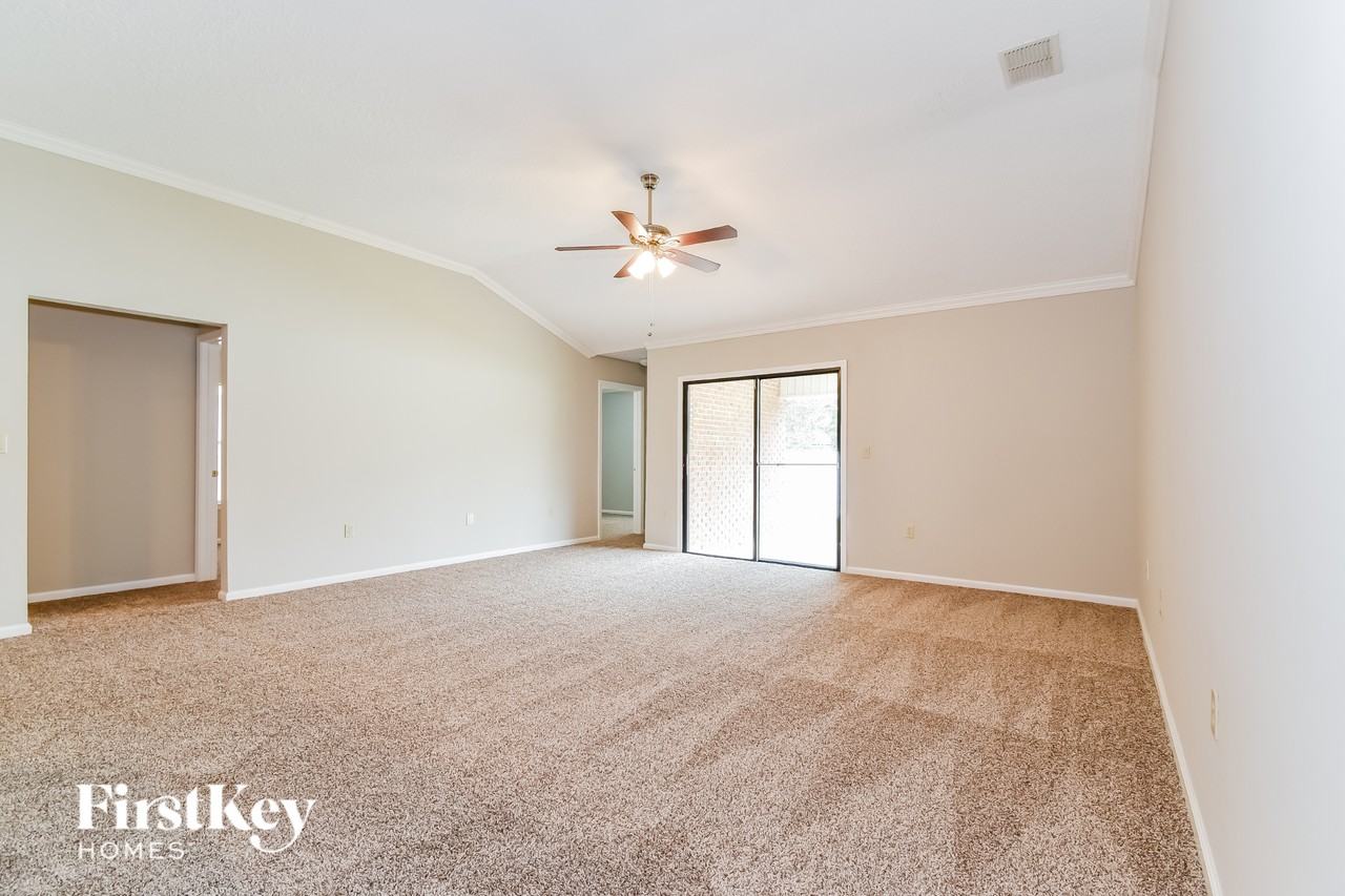 3333 Horseshoe Trail Dr - Photo 3 of 15